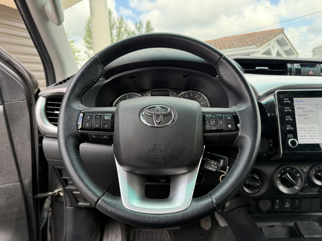 Toyota HILUX V