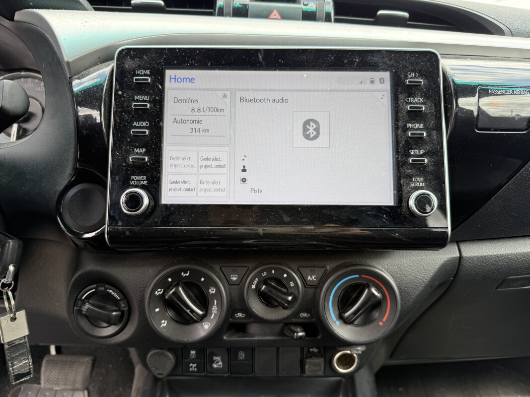 Toyota HILUX V