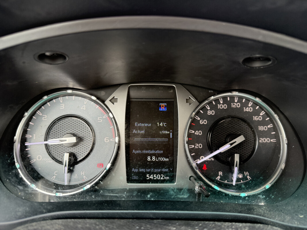 Toyota HILUX V