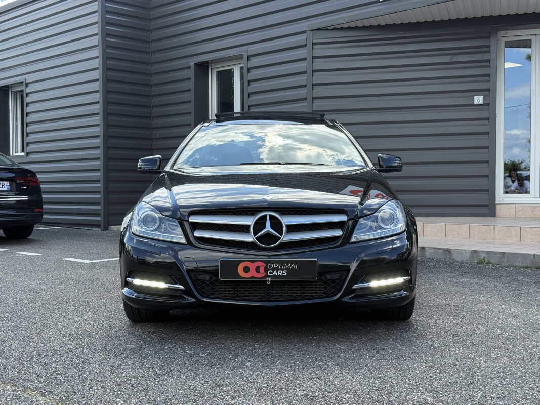 Mercedes C250 COUPE