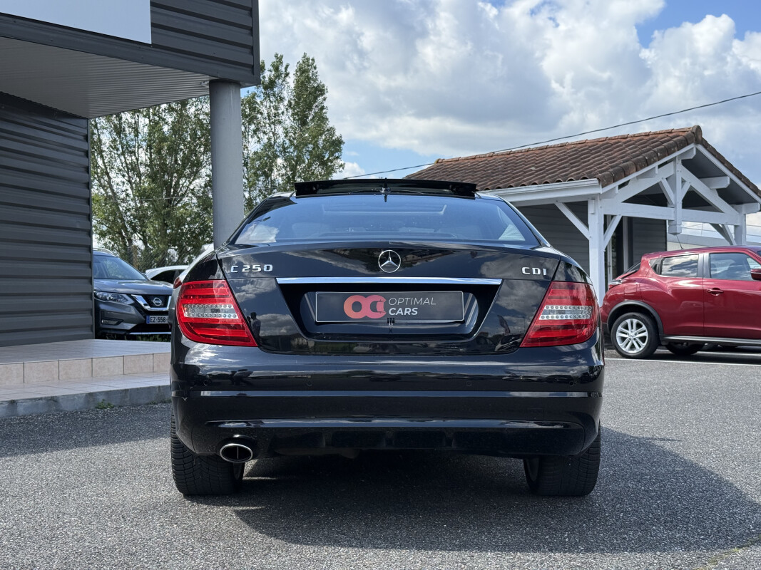 Mercedes C250 COUPE