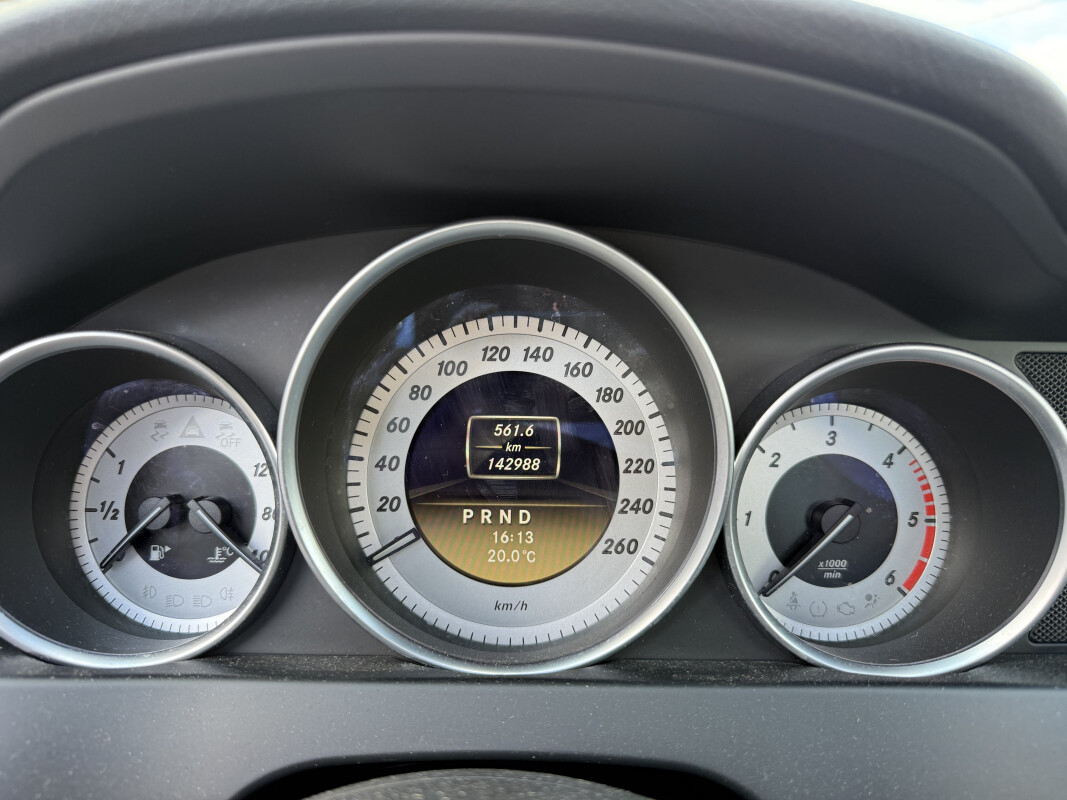 Mercedes C250 COUPE