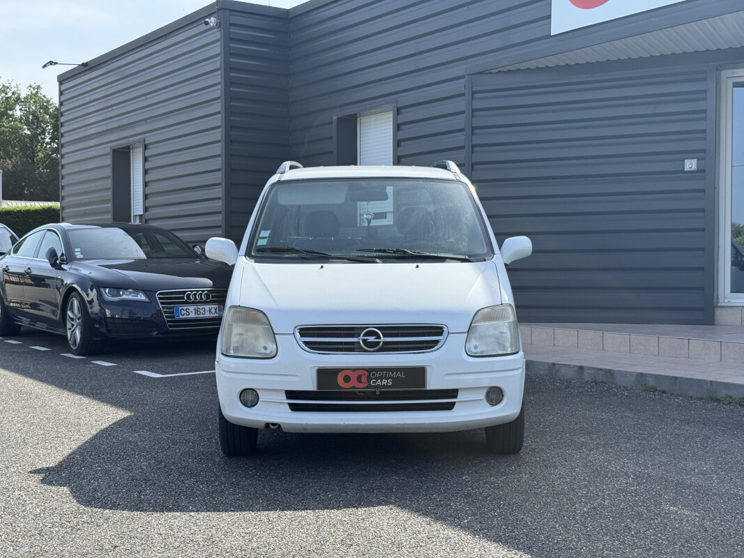 Opel AGILA
