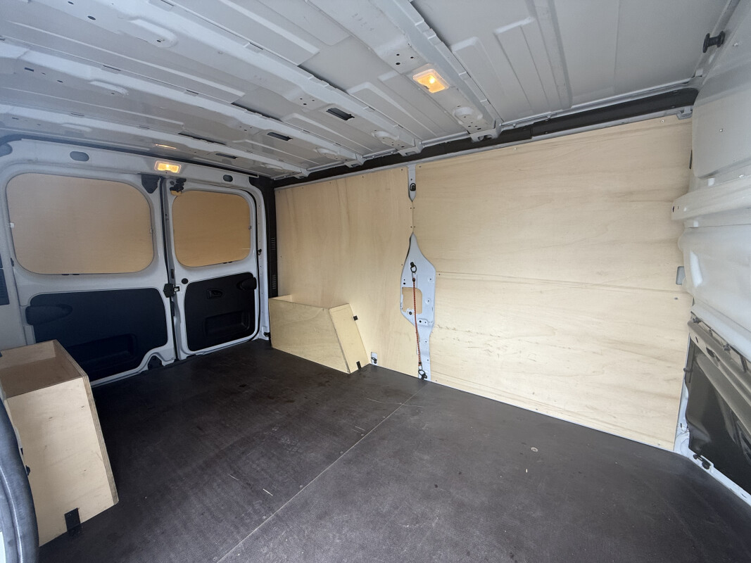 Renault TRAFIC L2H1